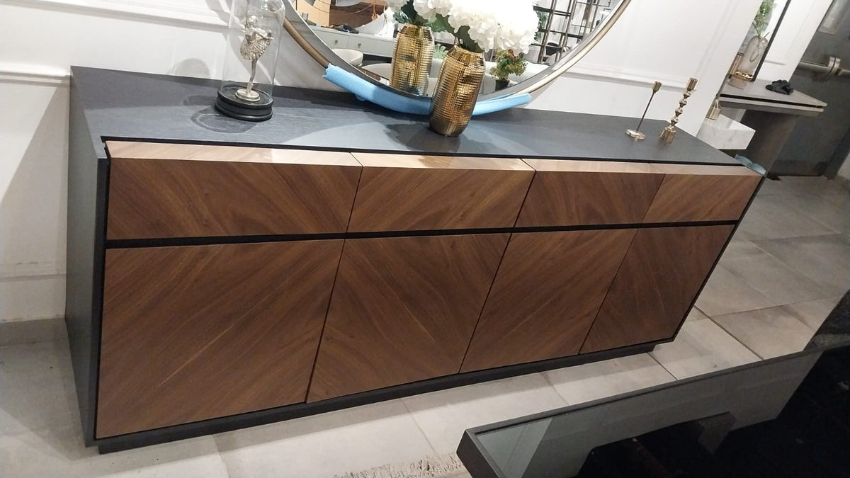 Sideboard Forest