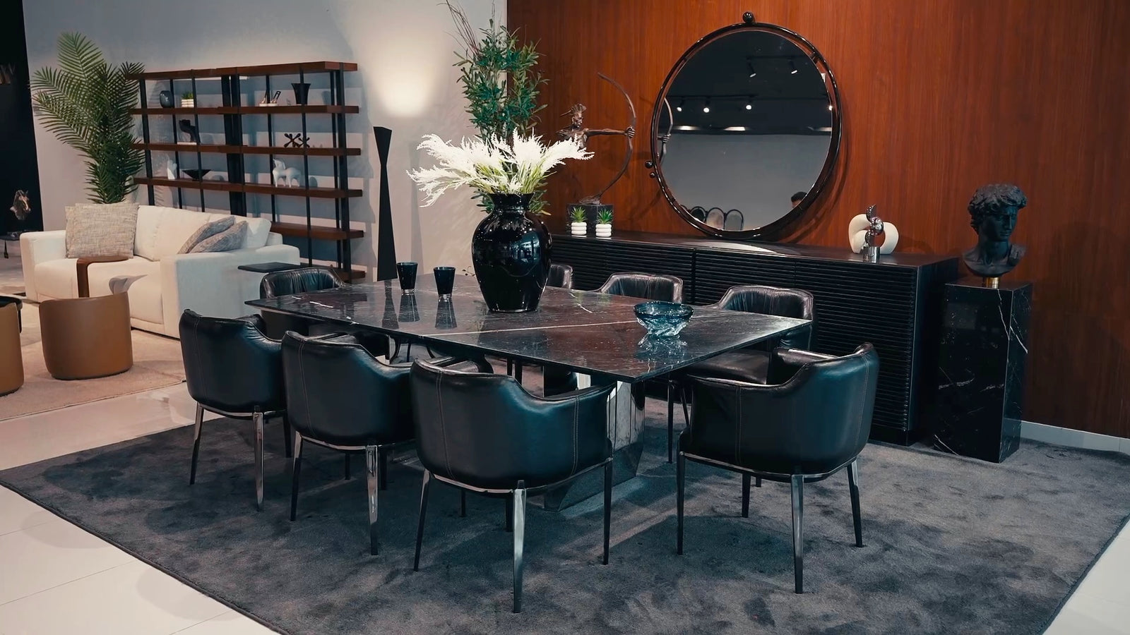Unique Dining