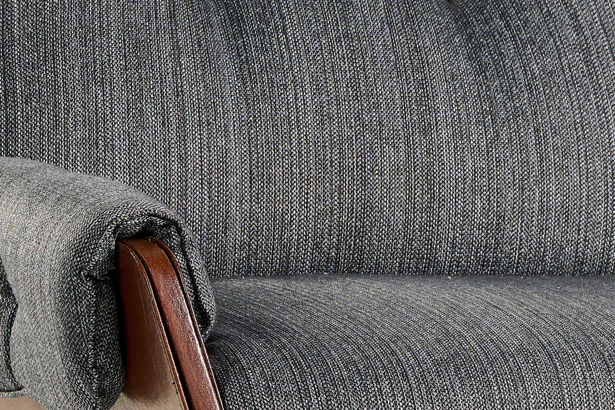 Armchair Laurel